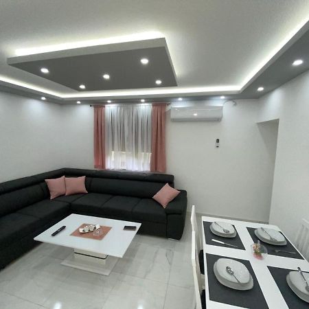Apartman Jovana Bileća Esterno foto